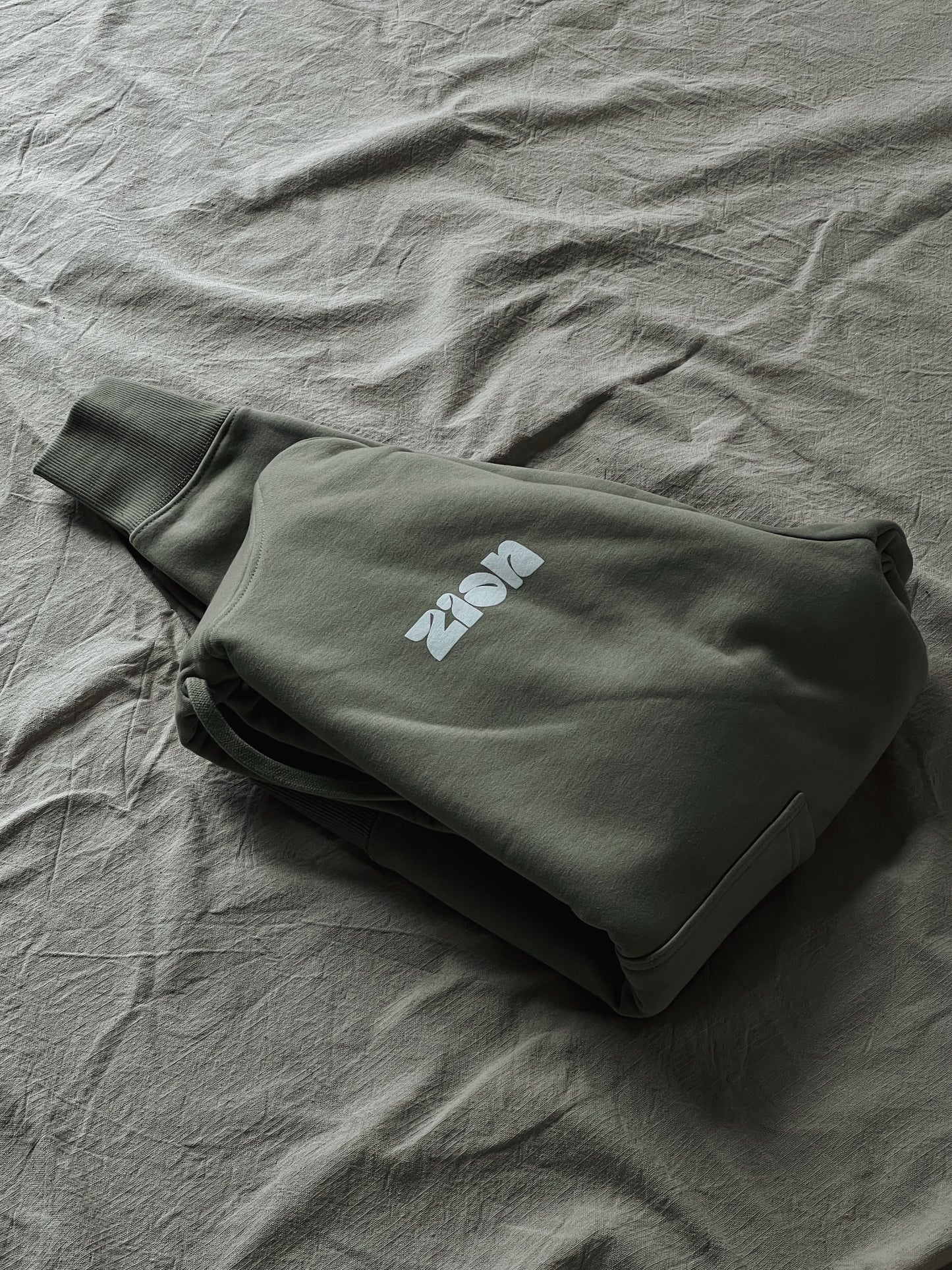 'Jesus is King' hoodie - matcha green